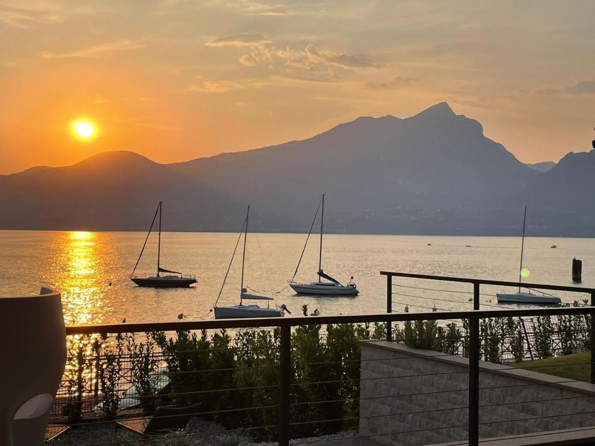 Il Sogno Al Lago Di Garda Torri Del Benaco Exteriör bild